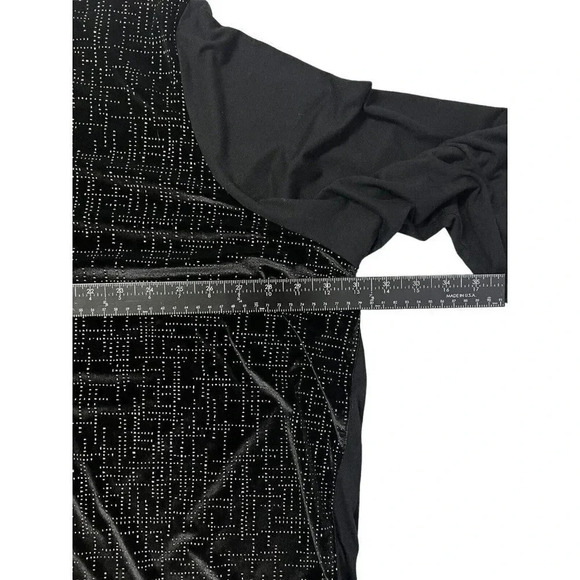 Catherines Top Blouse 4X 30/32W Black Metallic Detail Velvet 3/4 Sleeve - Picture 7 of 9